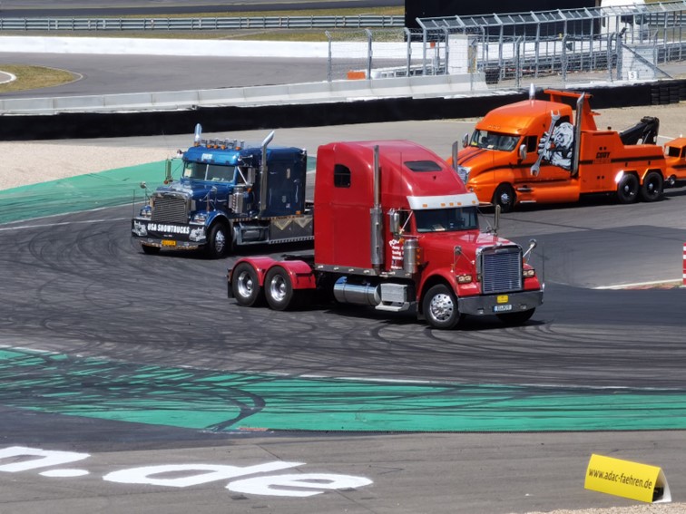 0847 Nurburgring Korso