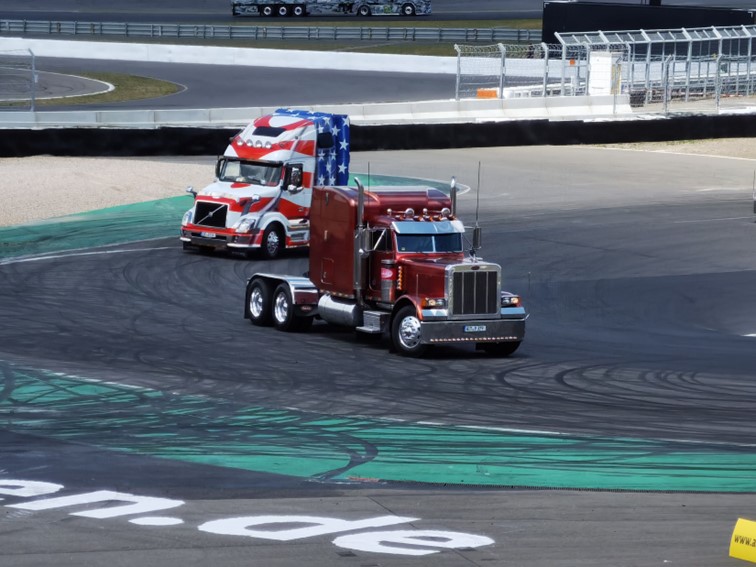 0847 Nurburgring Korso