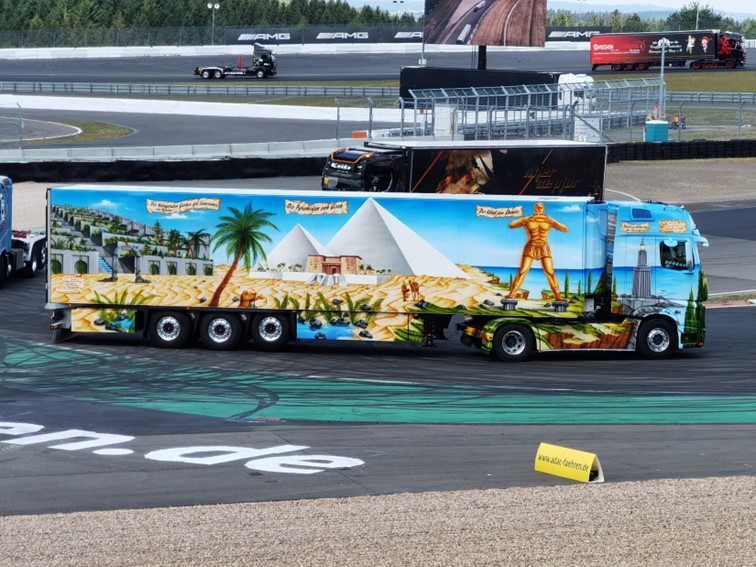 0847 Nurburgring Korso