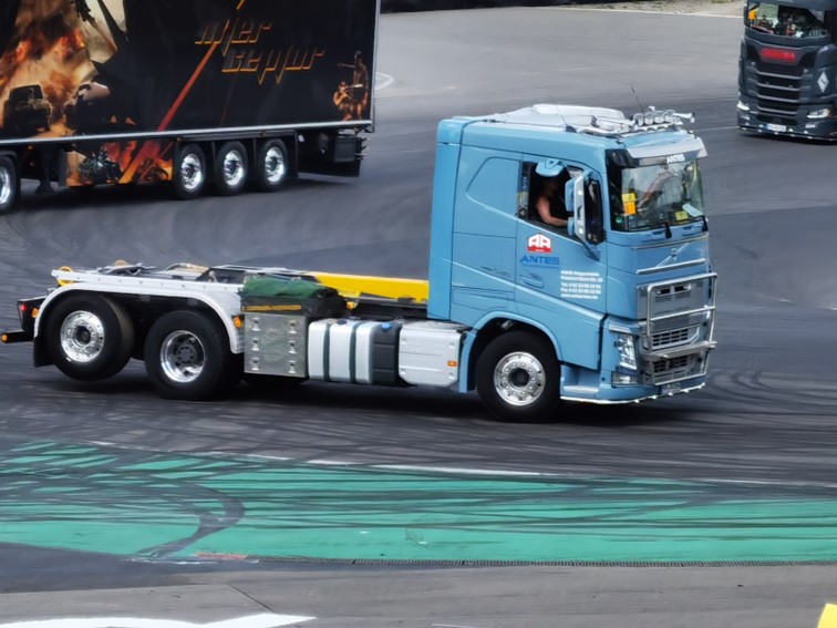 0847 Nurburgring Korso
