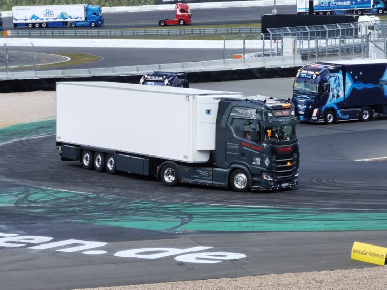 0847 Nurburgring Korso