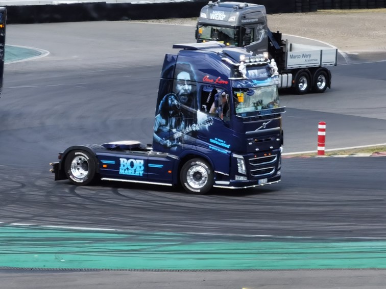 0847 Nurburgring Korso