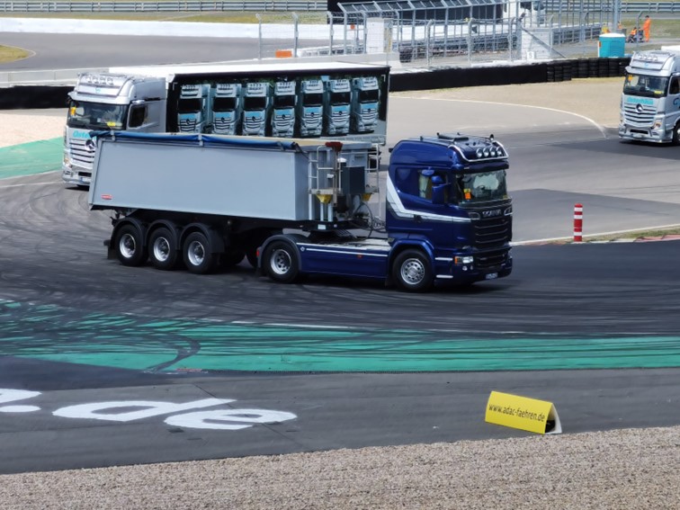 0847 Nurburgring Korso