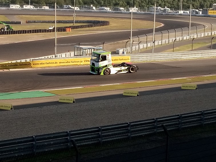 0001 FFSA  ADAC Mittelrhein Cup   Warm up