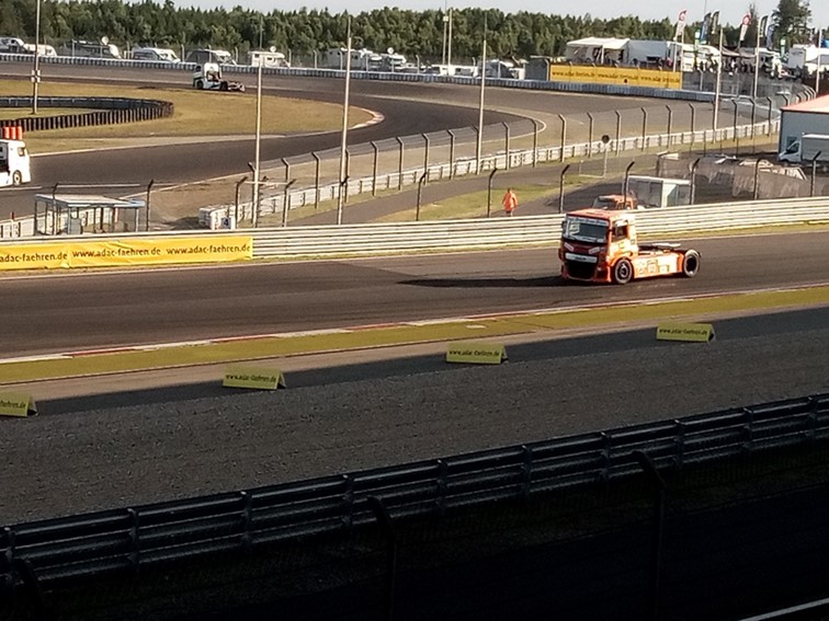 0001 FFSA  ADAC Mittelrhein Cup   Warm up