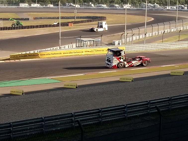 0001 FFSA  ADAC Mittelrhein Cup   Warm up