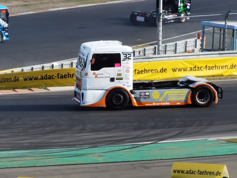 0138 FIA ETRC Truck Grand Prix   Warm up