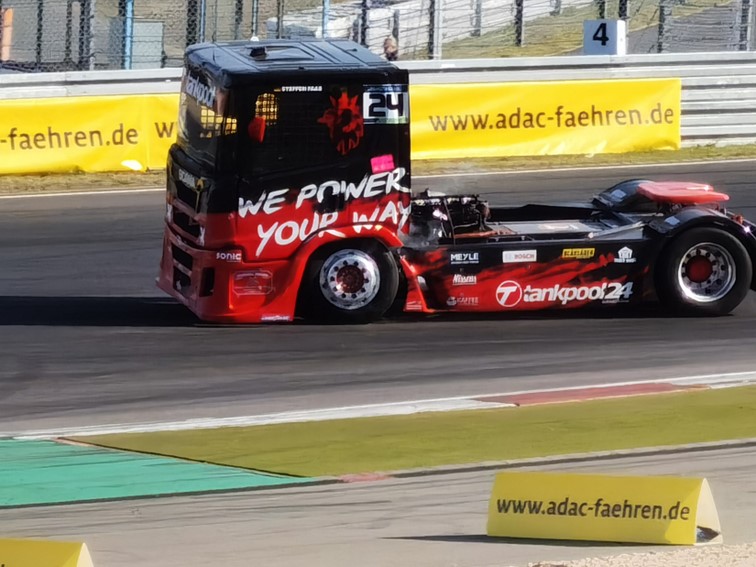 0138 FIA ETRC Truck Grand Prix   Warm up