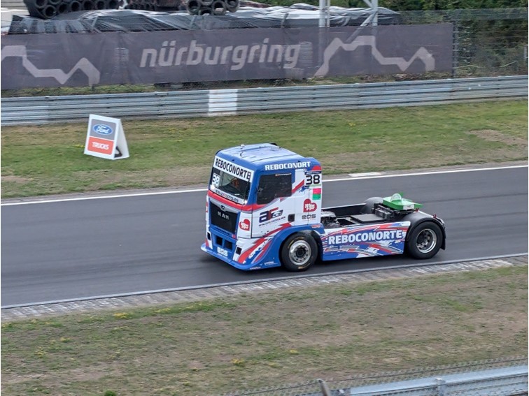 001 Truck Grand Prix   Warm up