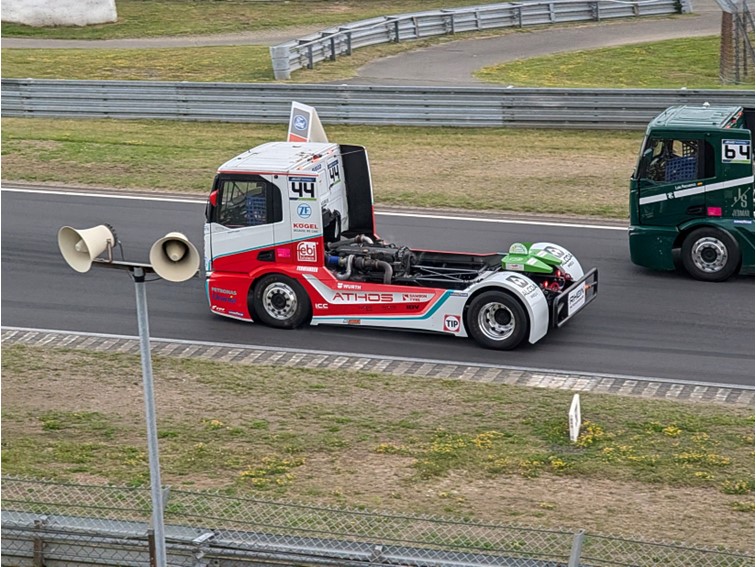 001 Truck Grand Prix   Warm up