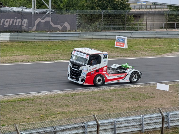 001 Truck Grand Prix   Warm up