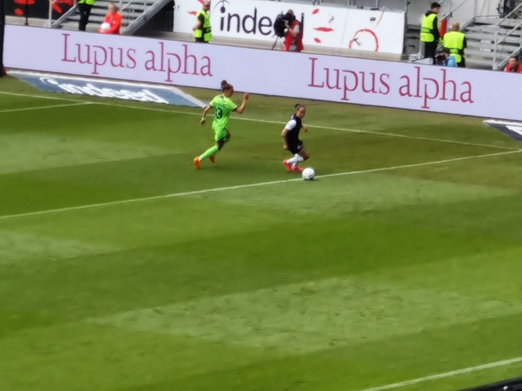 001 Eintracht Frankfurt  Frauen