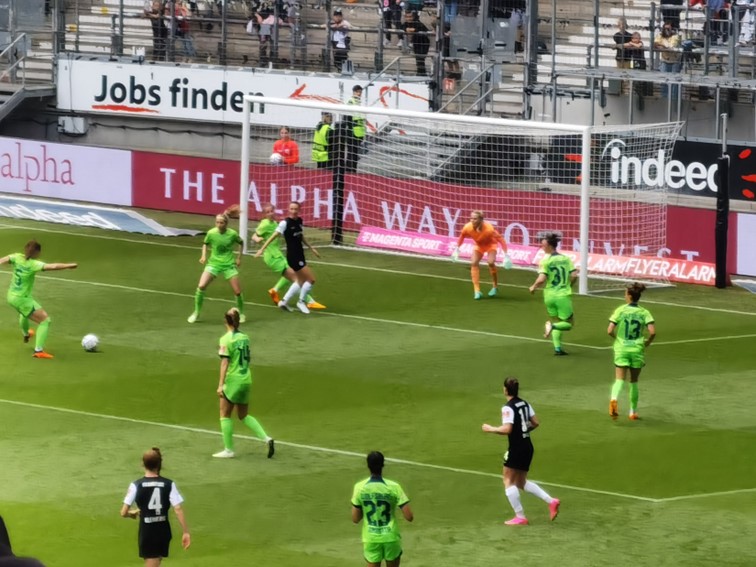 001 Eintracht Frankfurt  Frauen