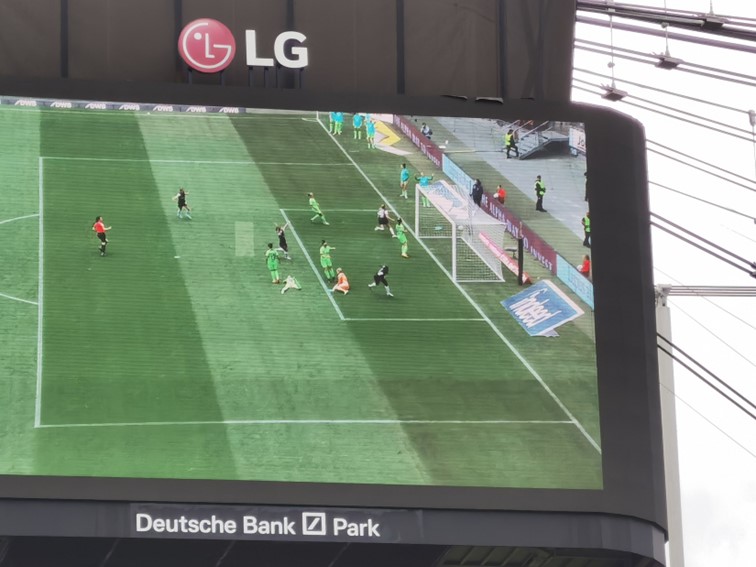 001 Eintracht Frankfurt  Frauen