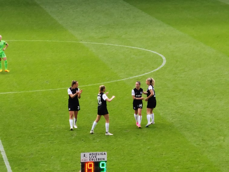 001 Eintracht Frankfurt  Frauen