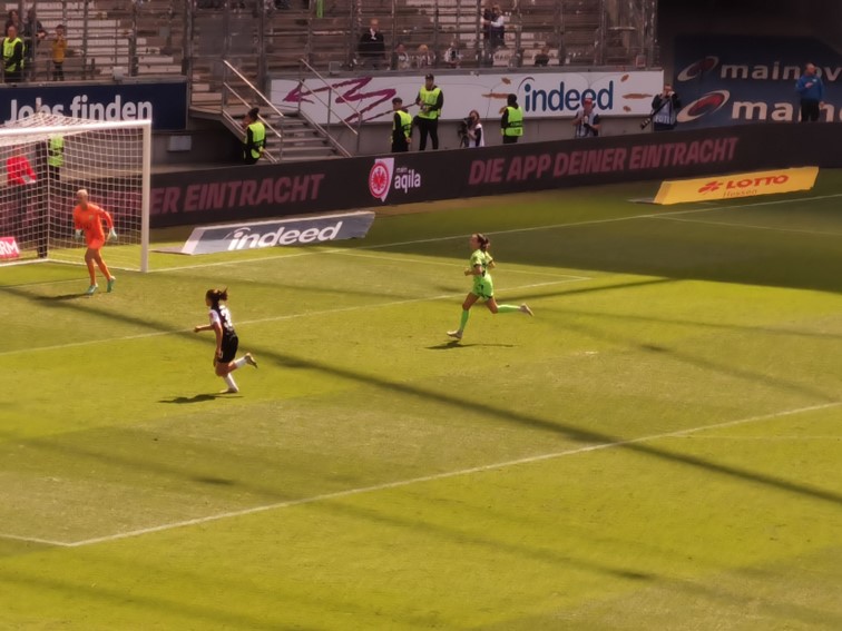 001 Eintracht Frankfurt  Frauen