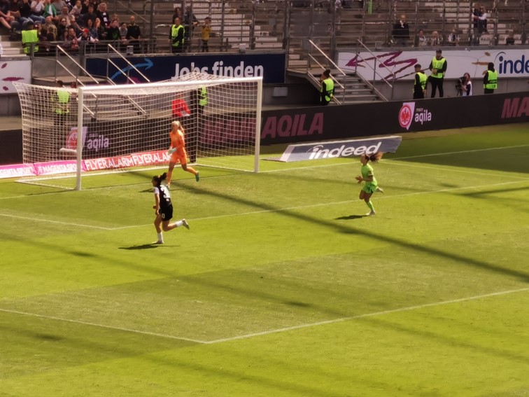 001 Eintracht Frankfurt  Frauen