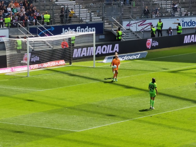 001 Eintracht Frankfurt  Frauen