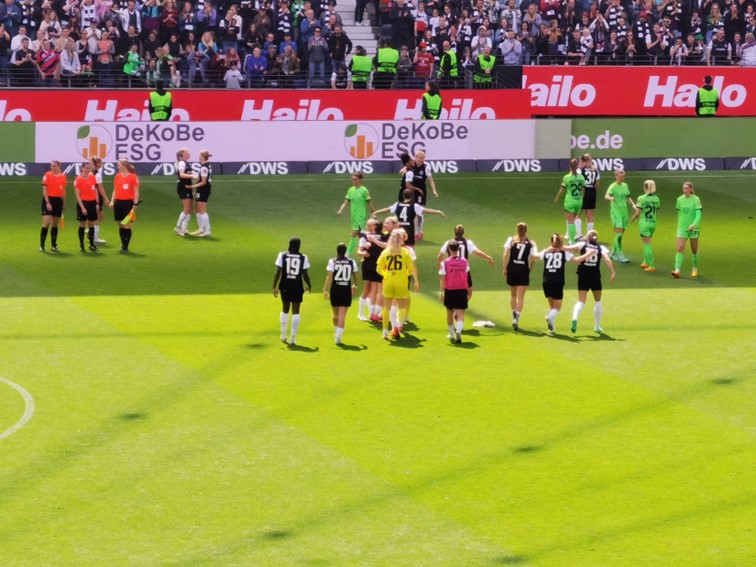 001 Eintracht Frankfurt  Frauen