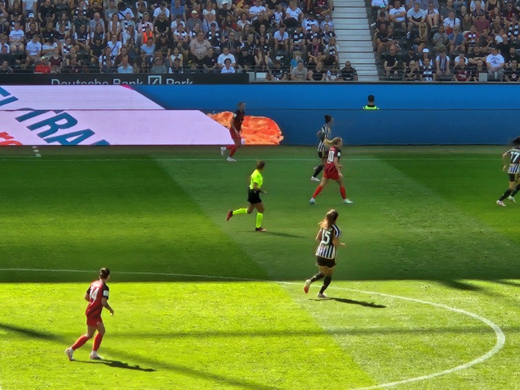 001 Eintracht Frankfurt WCL Sieger