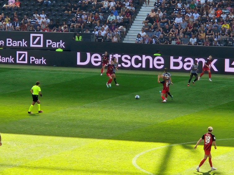 001 Eintracht Frankfurt WCL Sieger