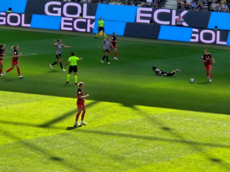 001 Eintracht Frankfurt WCL Sieger
