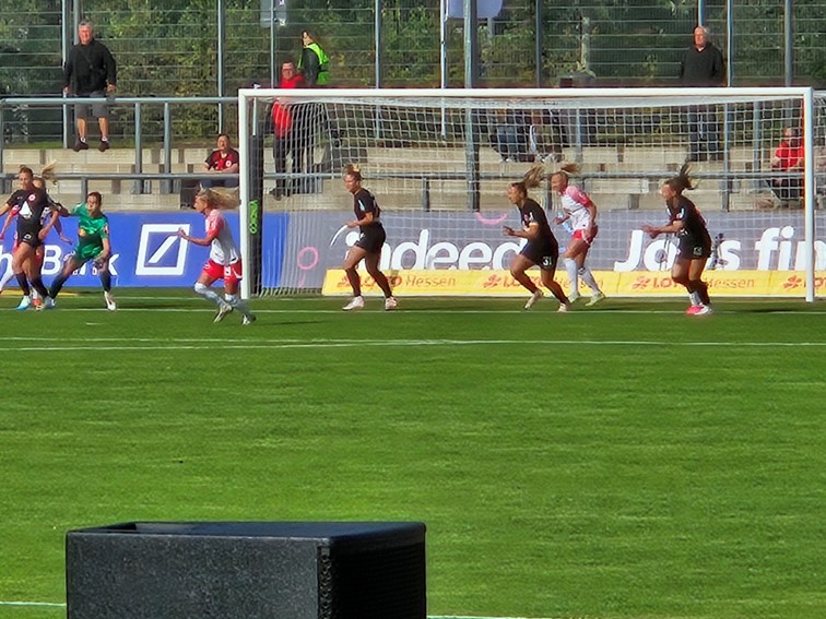 002 Eintracht Frankfurt Frauen Deutscher Meister