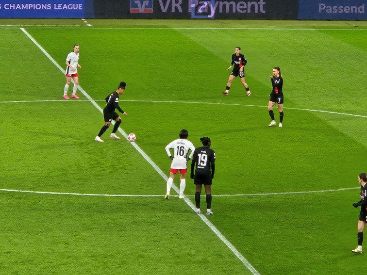 002 Eintracht Frankfurt WCL Sieger