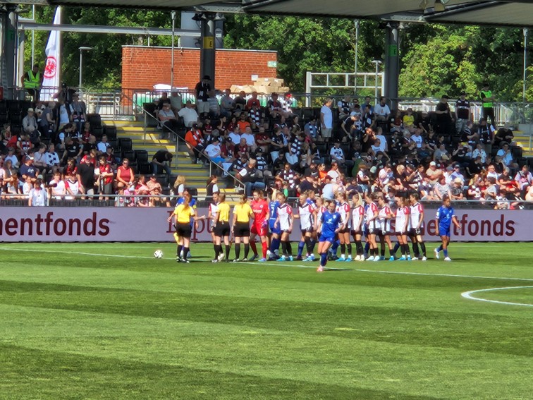002 SGE Frauen Deutscher Meister