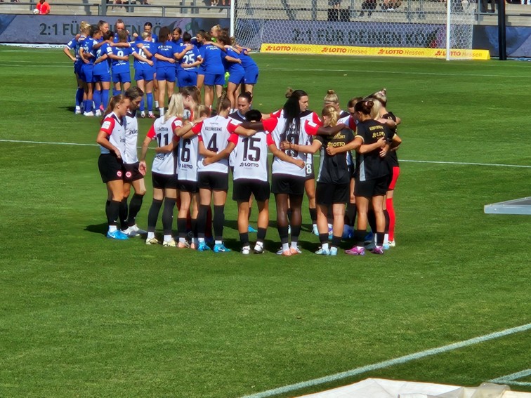 002 SGE Frauen Deutscher Meister