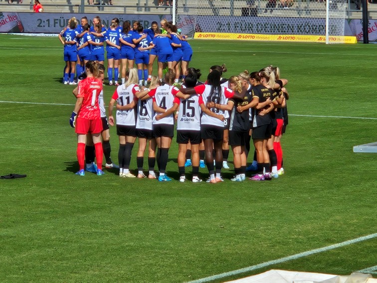 002 SGE Frauen Deutscher Meister
