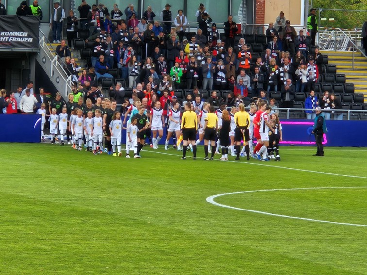 002 SGE Frauen Bundesliga