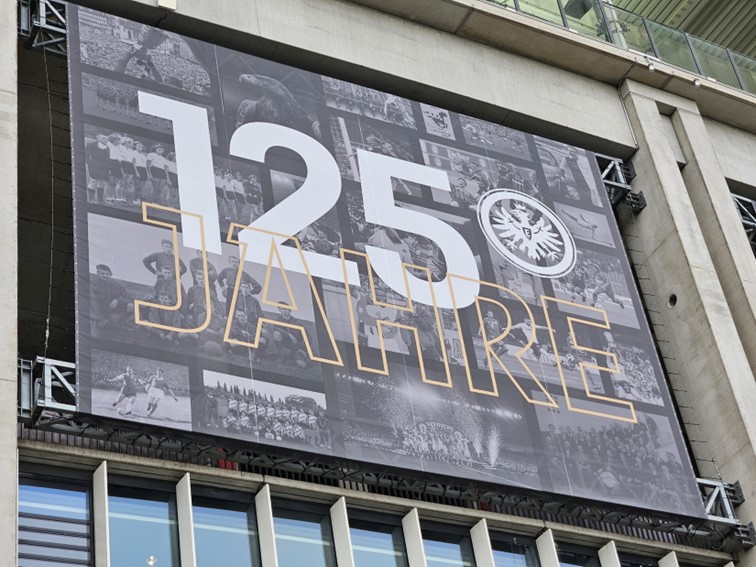 001 SGE Herren 125 Jahre BL