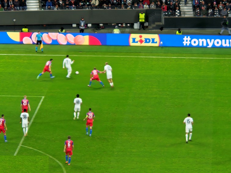 06 SGE Herren Europa League