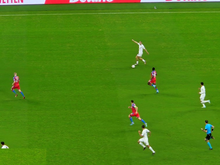 06 SGE Herren Europa League