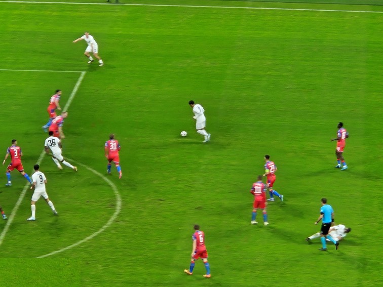 06 SGE Herren Europa League