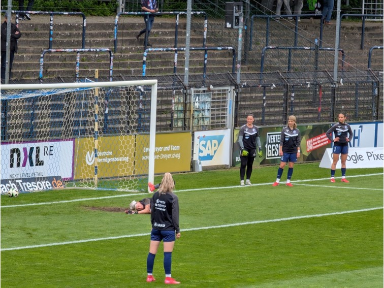 001 1.FFC Turbine Potsdam Deutscher Meister Frauen