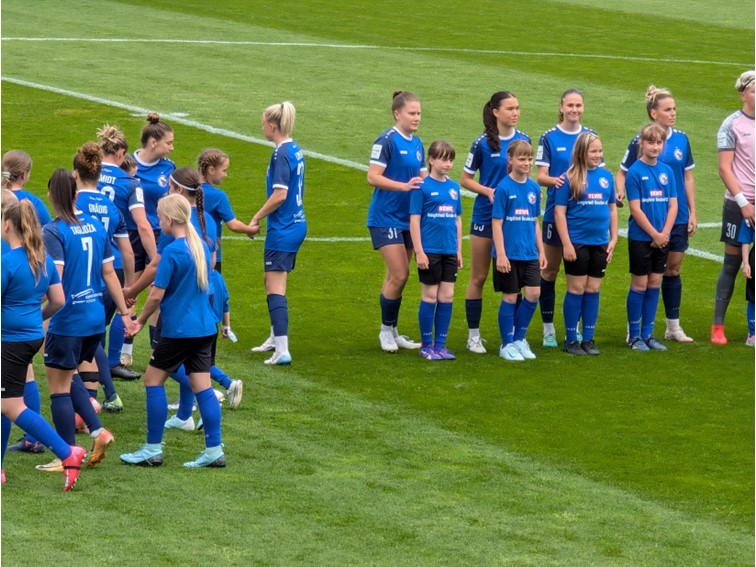 001 1.FFC Turbine Potsdam Deutscher Meister Frauen