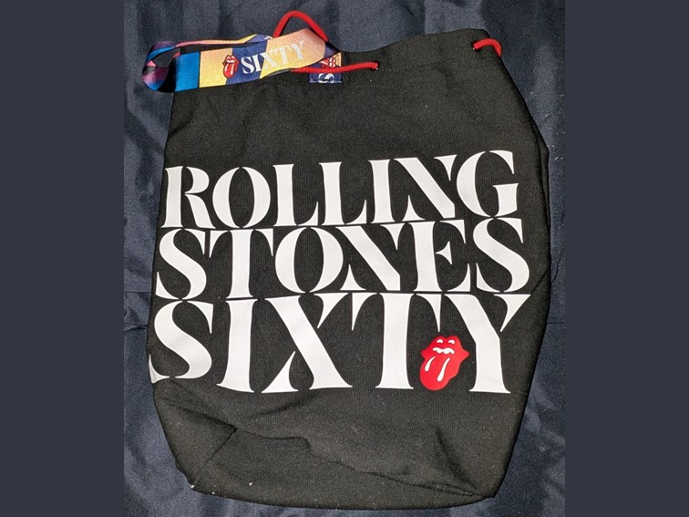 001 Rolling Stones