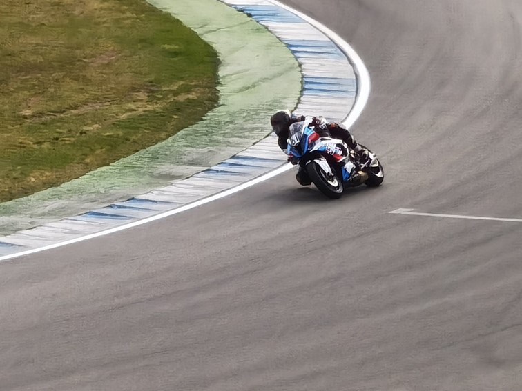 001   Zeittraining   1000 KM   Motorrad Langstreckenrennen   Hockenheimring