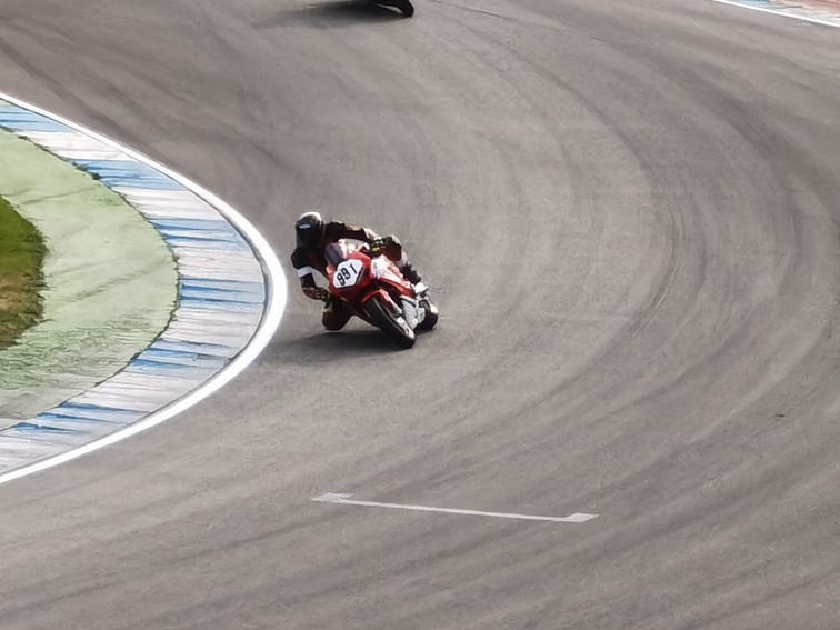 001   Zeittraining   1000 KM   Motorrad Langstreckenrennen   Hockenheimring