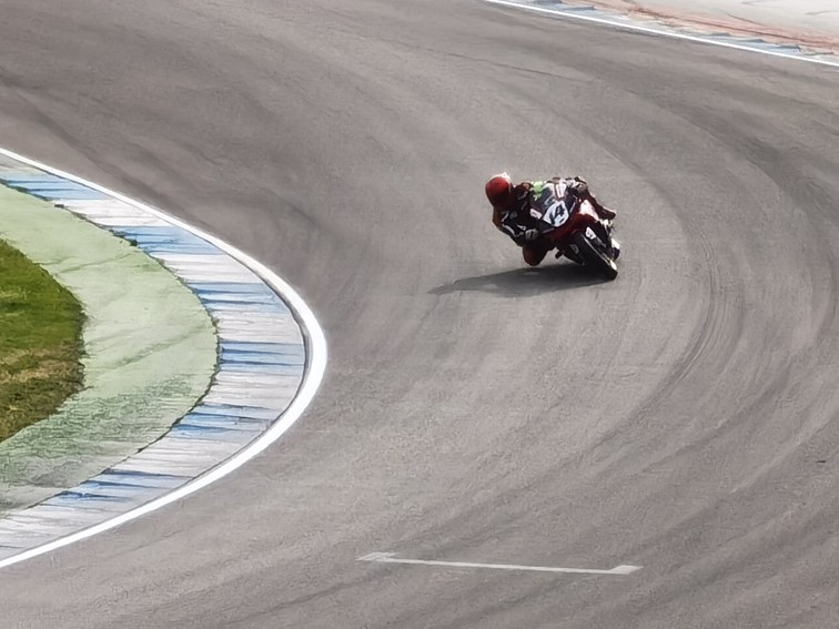 001   Zeittraining   1000 KM   Motorrad Langstreckenrennen   Hockenheimring
