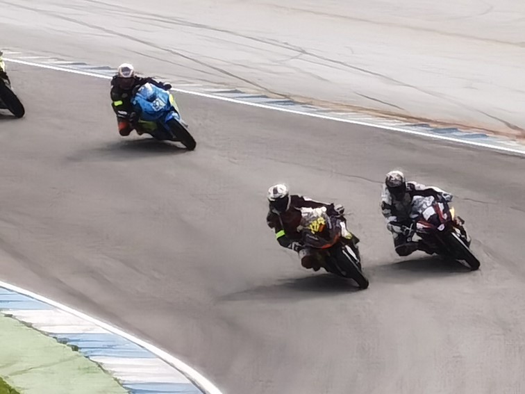 001   Zeittraining   1000 KM   Motorrad Langstreckenrennen   Hockenheimring