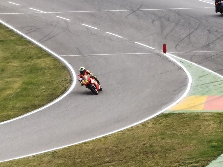 001   Zeittraining   1000 KM   Motorrad Langstreckenrennen   Hockenheimring