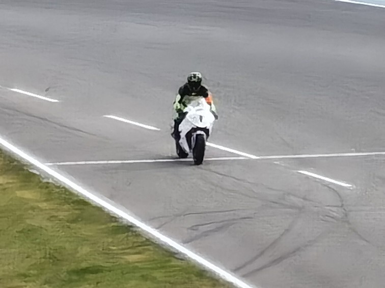 001   Zeittraining   1000 KM   Motorrad Langstreckenrennen   Hockenheimring