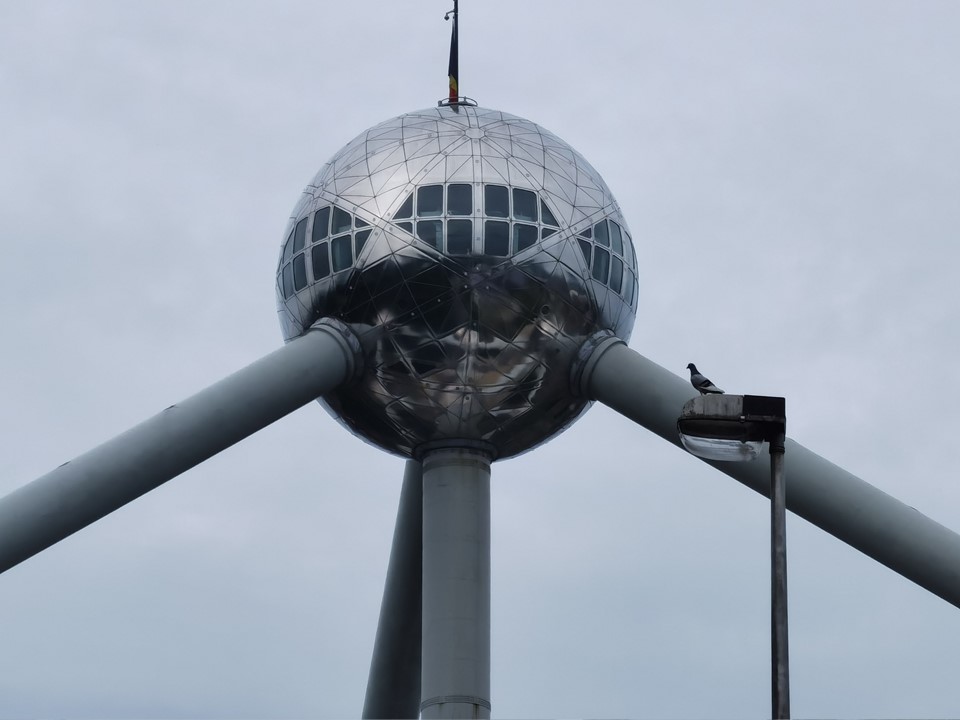 01 Atomium