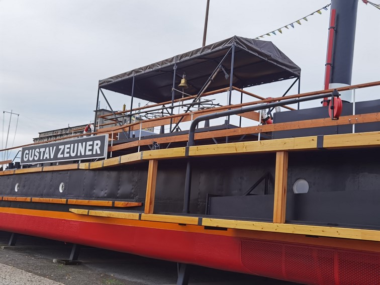 001 Kettenschleppdampfer Gustav Zeuner