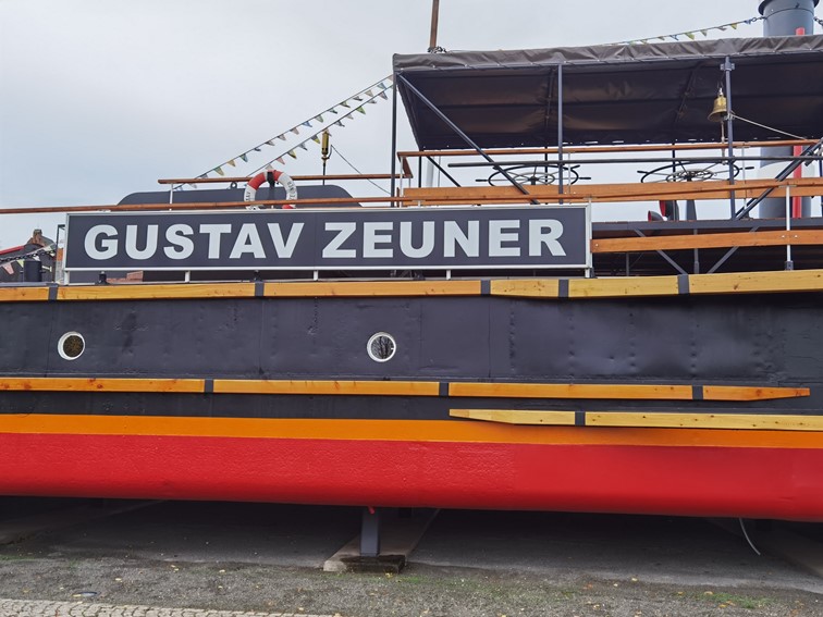 001 Kettenschleppdampfer Gustav Zeuner