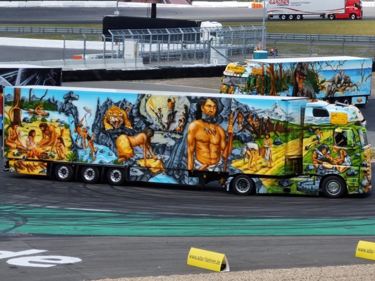 0847 Nurburgring Korso