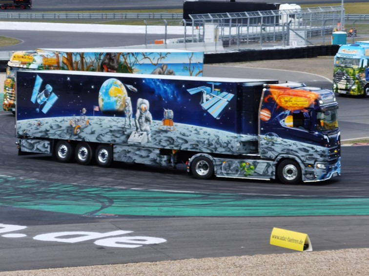 0847 Nurburgring Korso